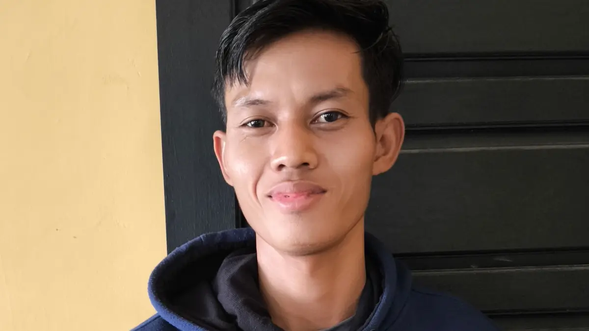 Andi, petani durian Sukadana olah hasil panen jadi Lempok durian. (IST)