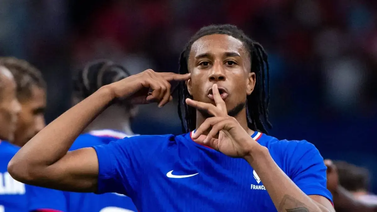 Michael Olise tampil impresif bersama Prancis di Piala Dunia 2026 hingga memicu penyesalan media Inggris. (fcbinside)