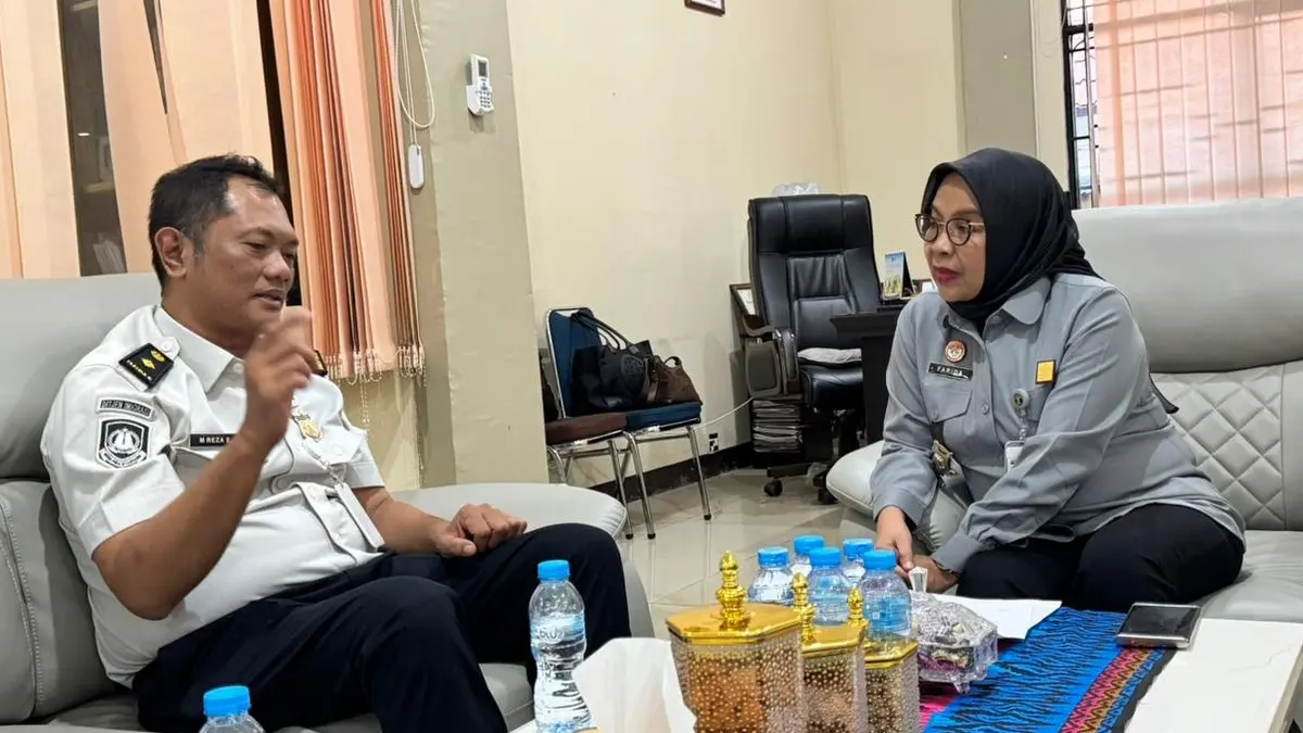 Kantor Wilayah Kementerian Hukum Kalimantan Barat (Kanwil Kemenkum Kalbar) menerima kunjungan kerja Pelaksana Tugas (Plt.) Kepala Rumah Detensi Imigrasi (Rudenim) Pontianak pada Selasa (7/7). (DOK KANWIL KEMENKUM KALBAR)