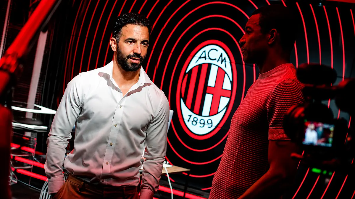 Ruben Amorim resmi diperkenalkan sebagai pelatih baru AC Milan dengan target mengembalikan kejayaan Rossoneri. (IG@acmilan)