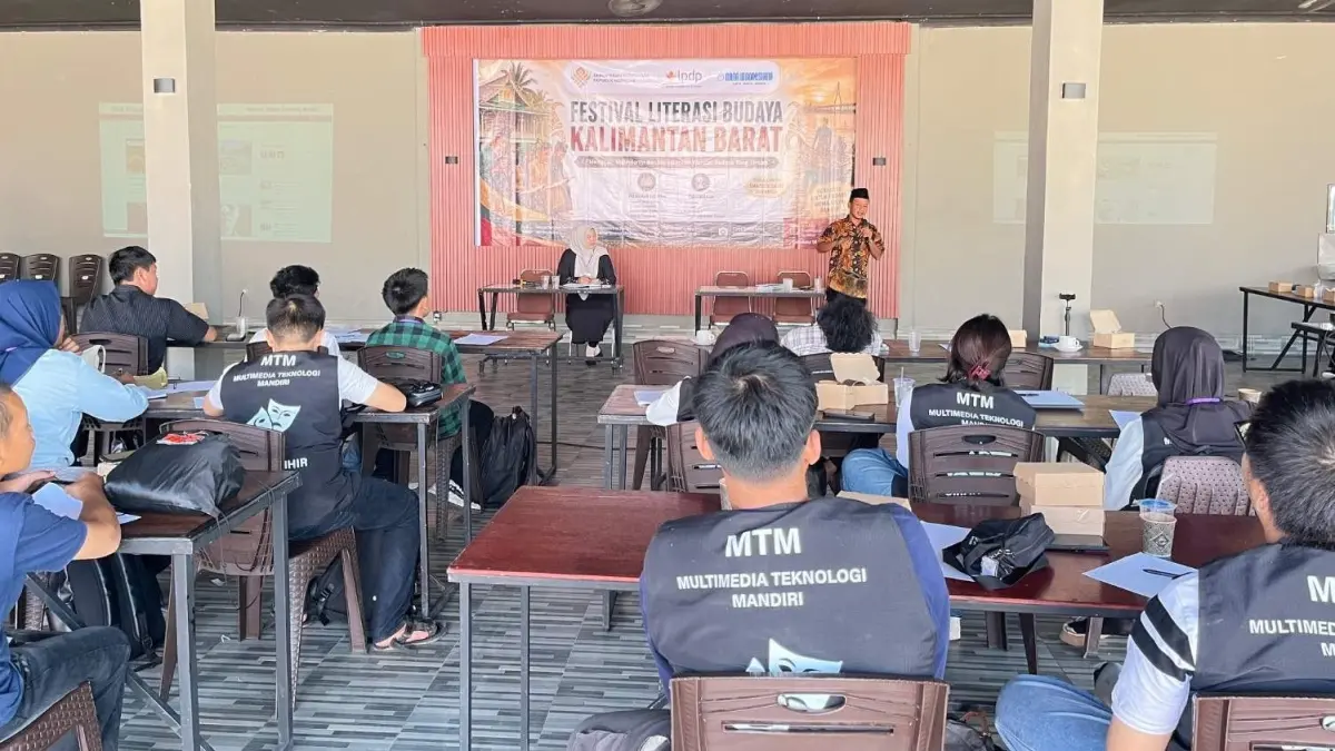 Festival Literasi Budaya Kalimantan Barat resmi dibuka pada Kamis (09/07), di Sukadana, Kayong Utara. (ISTIMEWA)