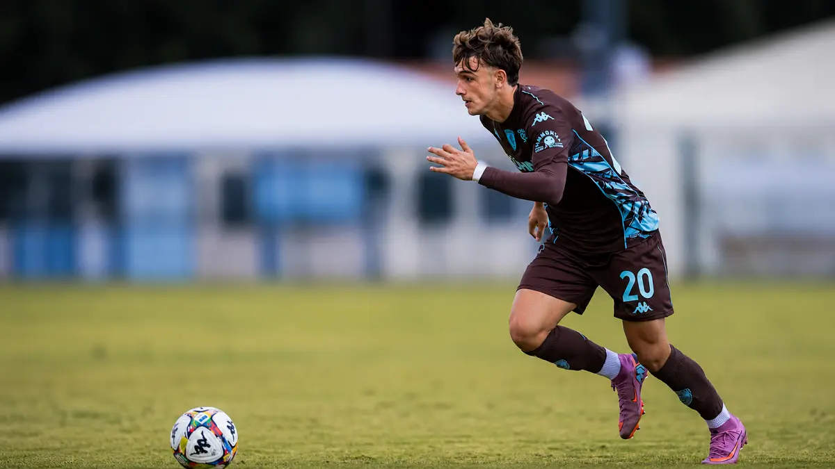 AC Milan hampir merampungkan transfer Edoardo Zanaga dari Empoli dengan kontrak hingga 2029 untuk memperkuat tim Primavera. (IG@edoardo.zanaga)