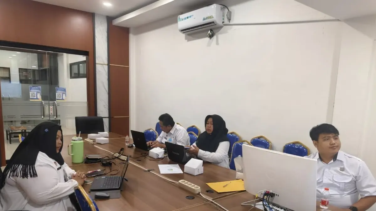 Kanwil Kemenkum Kalimantan Barat menggelar rapat pengharmonisasian Raperda Kabupaten Bengkayang tentang Penyelenggaraan LLAJ pada Rabu (8/7). (DOK KANWIL KEMENKUM KALBAR)