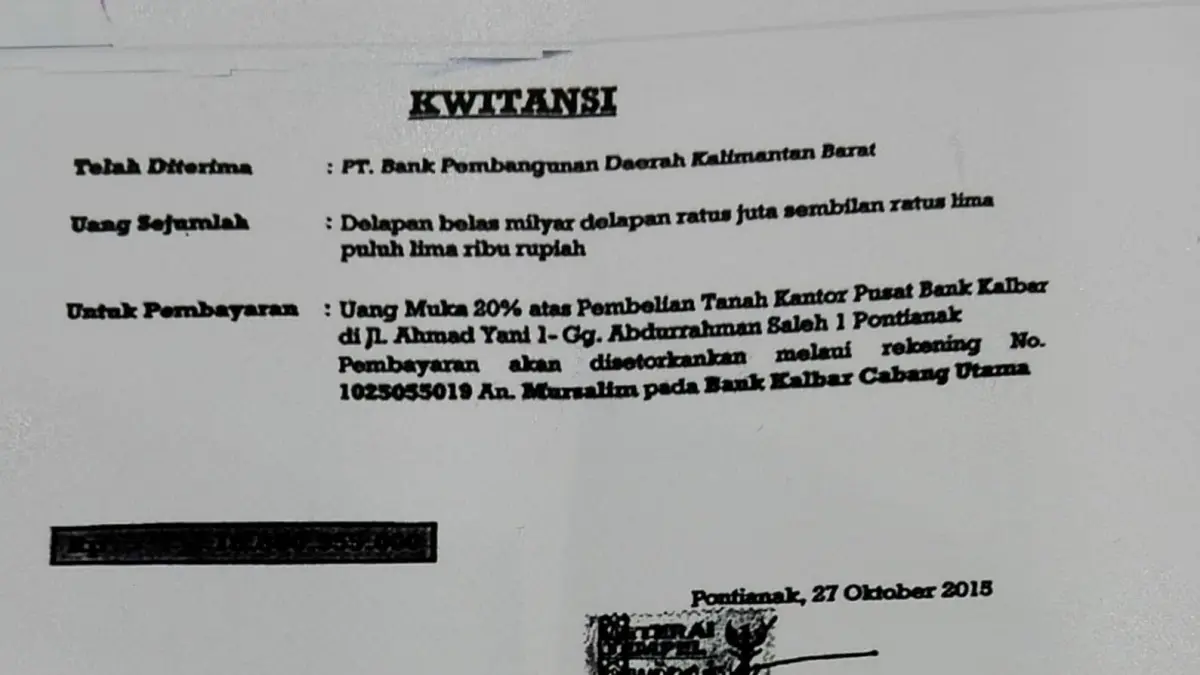 Dokumen kwitansi transaksi yang disertakan sebagai barang bukti dalam proses penyidikan dan persidangan kasus dugaan korupsi pengadaan lahan Bank Kalbar.