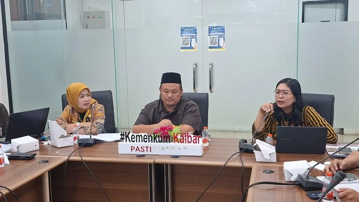Kanwil Kemenkum Kalbar menggelar rapat harmonisasi Raperda Kabupaten Mempawah pada Kamis (9/7), (DOK KANWIL KEMENKUM KALBAR)