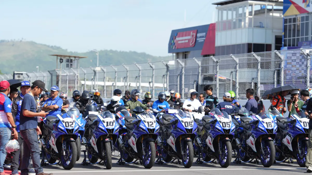 Pra Idemitsu BLU CRU Yamaha Sunday Race 2026