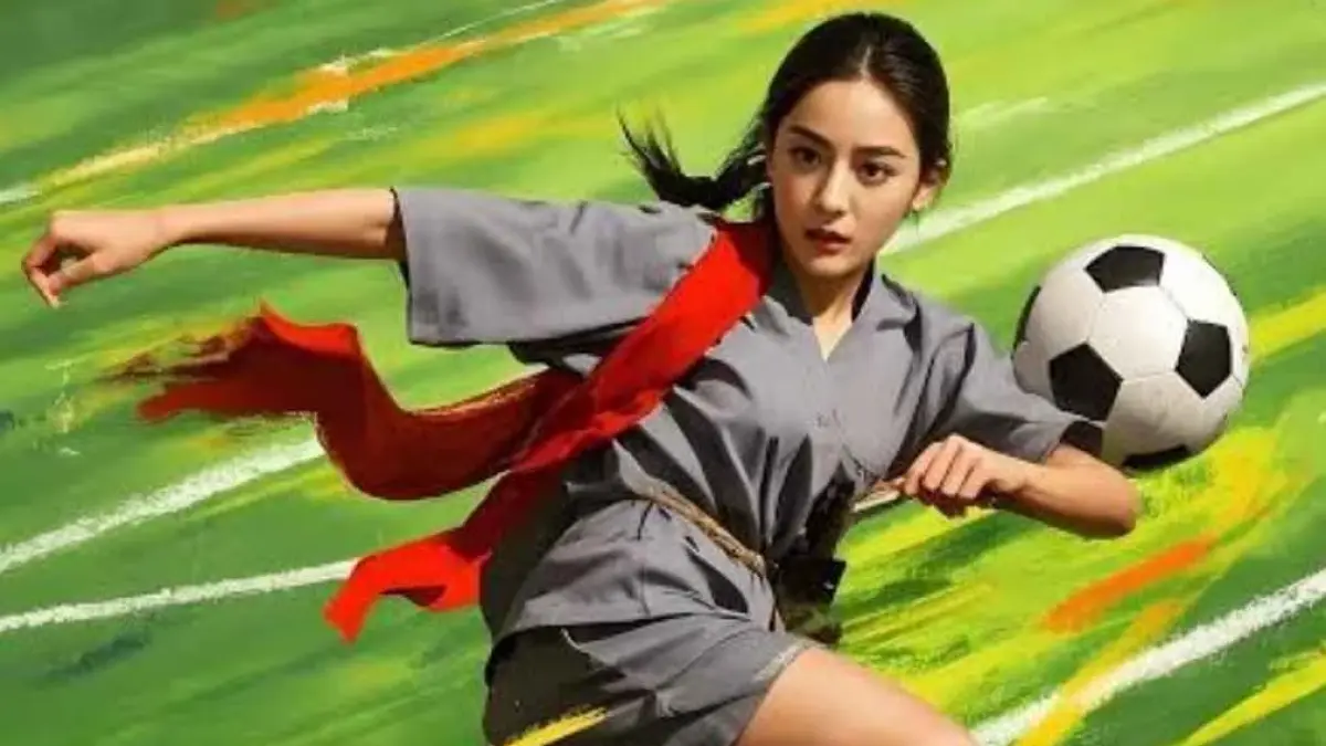 Dilraba Dilmurat dalam Film Kungfu Soccer. (Weibo)