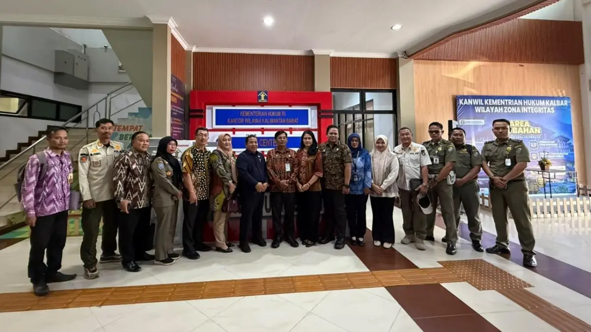 Kanwil Kemenkum Kalbar menggelar rapat harmonisasi Rapera Mempawah pada Kamis (9/7). (DOK KANWIL KEMENKUM KALBAR)