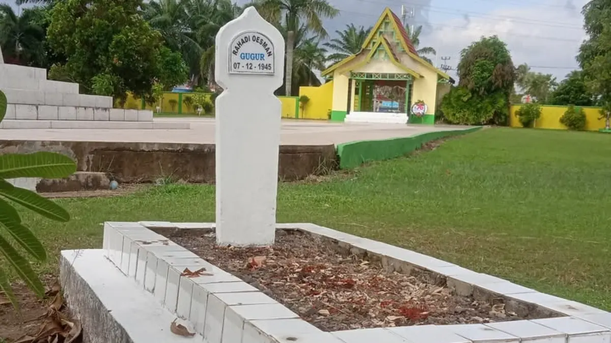 Makam pejuang Angkatan 45 Rahadi Osman di Desa Sungai Besar Kabupaten Ketapang. (IST) 