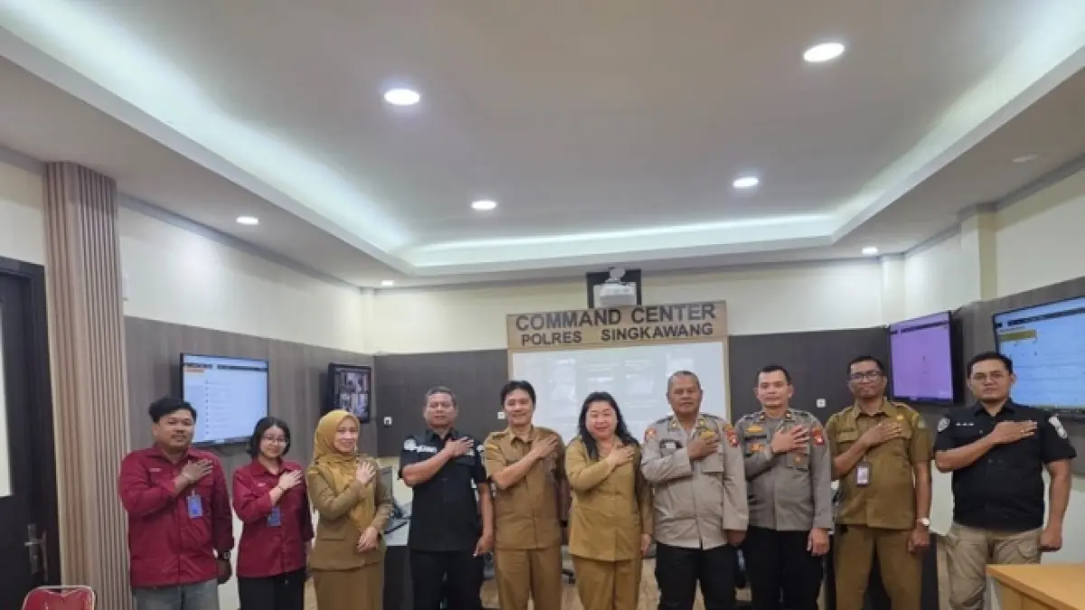 Diskominfo memperkuat sinergi layanan pengaduan darurat dengan Polres Singkawang melalui audiensi koordinasi layanan Singkawang Tanggap (SIGAP) 112 dan Call Center 110, baru baru ini (ISTIMEWAH).