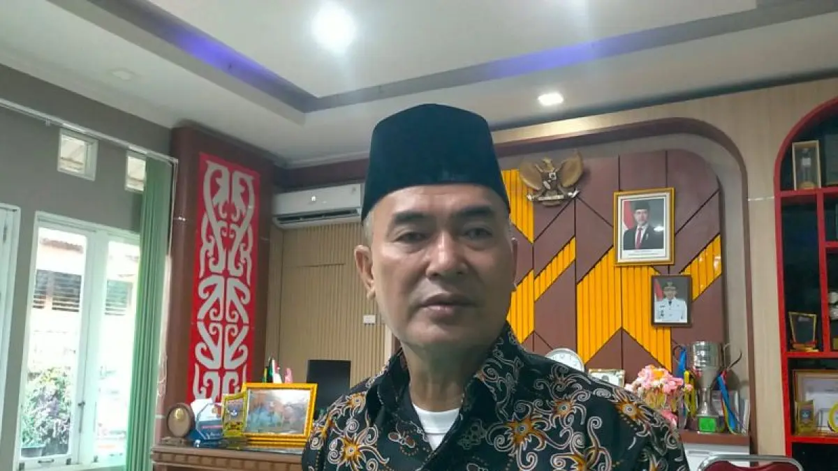 Kepala Disdikbud Kota Singkawang Asmadi. (Antara)