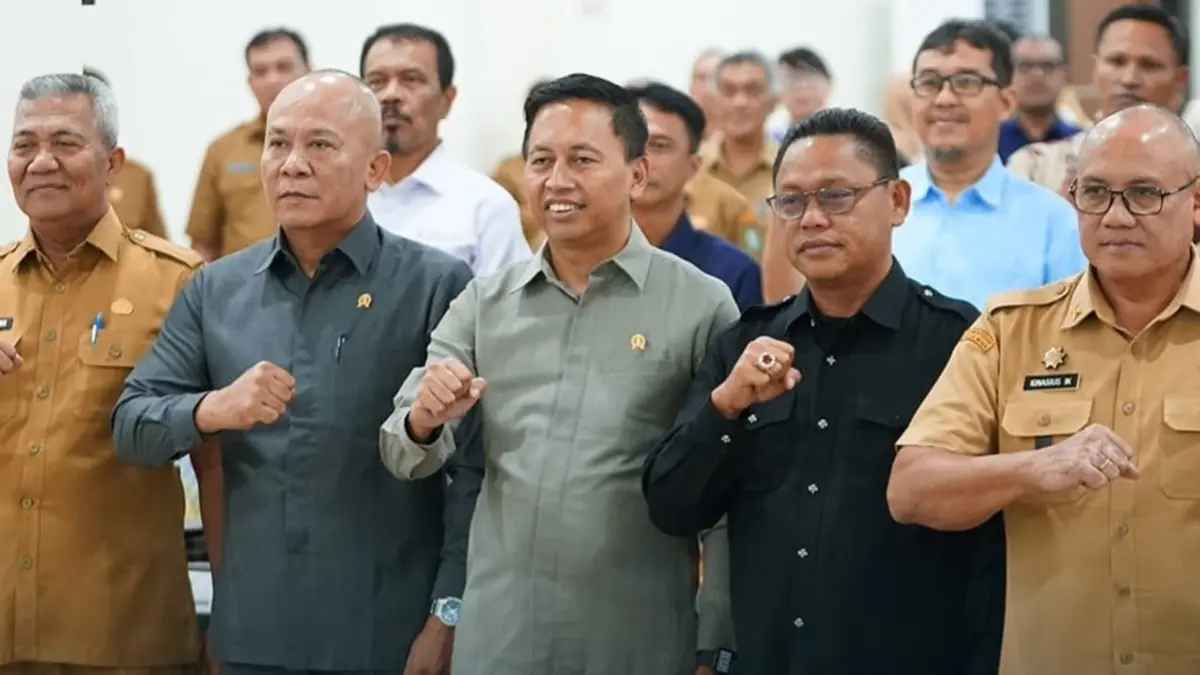 Rapat Koordinasi Strategis Tata Kelola Kelapa Sawit yang digelar di Kantor Dinas Perkebunan dan Peternakan (Disbunnak) Kalbar, Selasa (14/7) lalu. (ISTIMEWA)