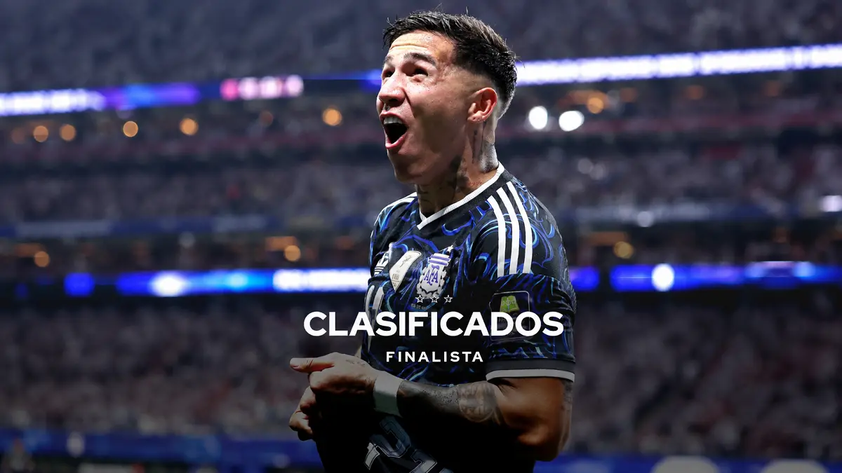 Selebrasi Enzo Fernández usai mencetak gol ke gawang Inggris pada menit ke-85. (IG@afaseleccion)