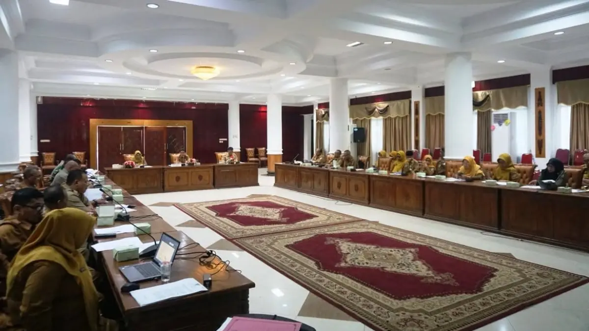 suasana rapat persiapan peringatan HUT RI ke-81