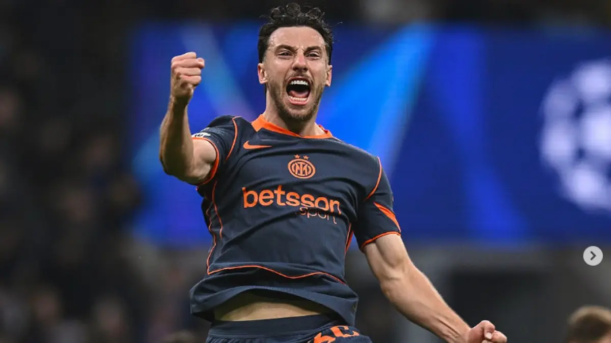 Carlos Augusto masuk daftar target Manchester United pada bursa transfer musim panas. (IG@carlos.augusto99)