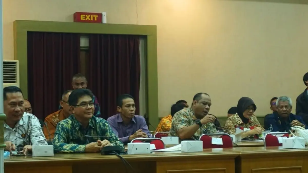 Sekretaris Daerah Mempawah, Abdul Malik, menghadiri Rapat Finalisasi Usulan Lahan LP2B Provinsi Kalimantan Barat. (ISTIMEWA)