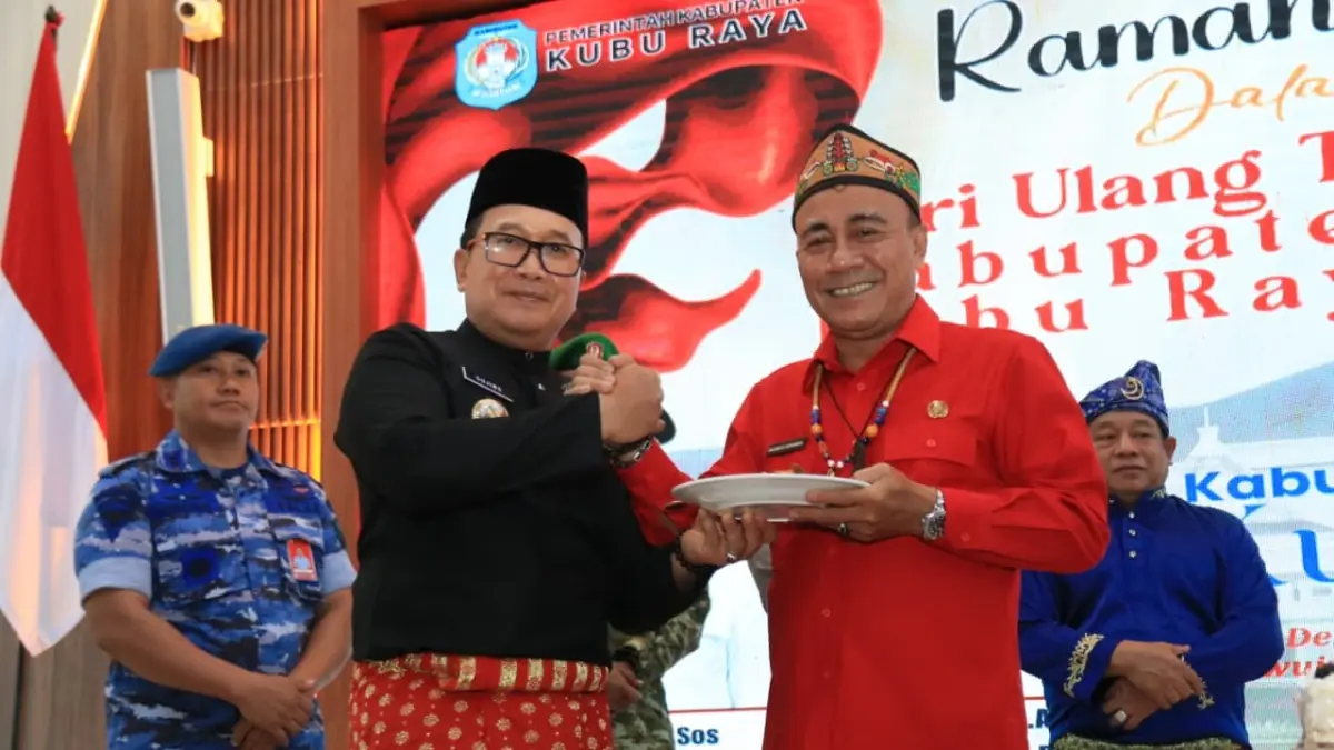 Wakil Gubernur Kalimantan Barat, Krisantus Kurniawan saat menghadiri peringatan HUT ke-19 Kabupaten Kubu Raya. (Adpim Pemprov Kalbar)