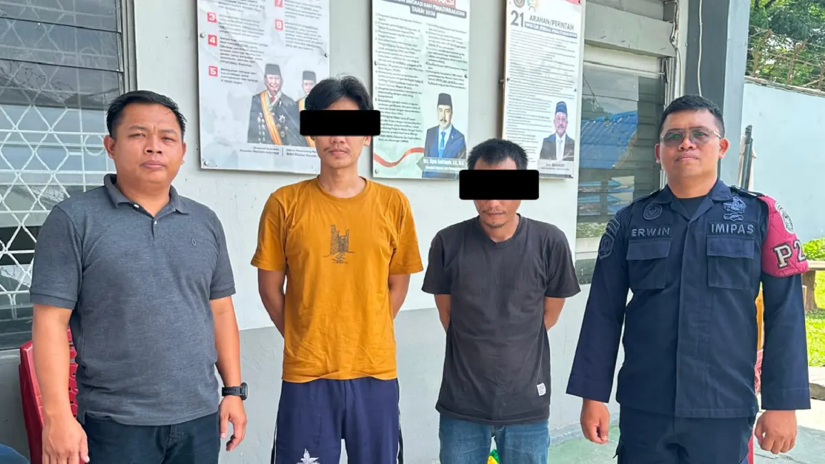 Dua tersangka kasus kekerasan seksual terhadap anak, yakni M alias Mus dan NPP alias Naga dilimpahkan ke kejaksaan, Selasa (21/7). (Humas Polri)