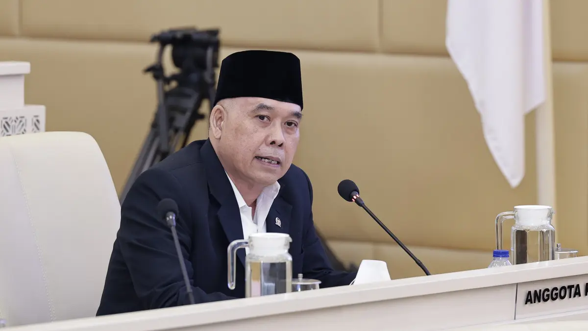 Anggota Komisi II DPR RI Heri Gunawan, dalam Rapat Dengar Pendapat (RDP) dan Rapat Dengar Pendapat Umum (RDPU) Komisi II DPR RI, di Gedung Nusantara DPR RI, Senayan, Jakarta, Senin (20/7/2026). (DPR RI)