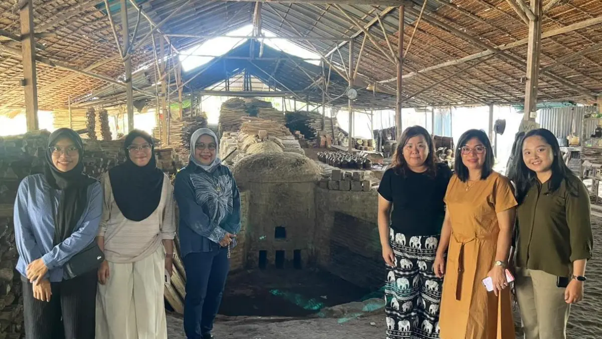 Tungku Naga yang masih digunakan untuk pembuatan keramik di Singkawang. (DOK PONTIANAK POST) 