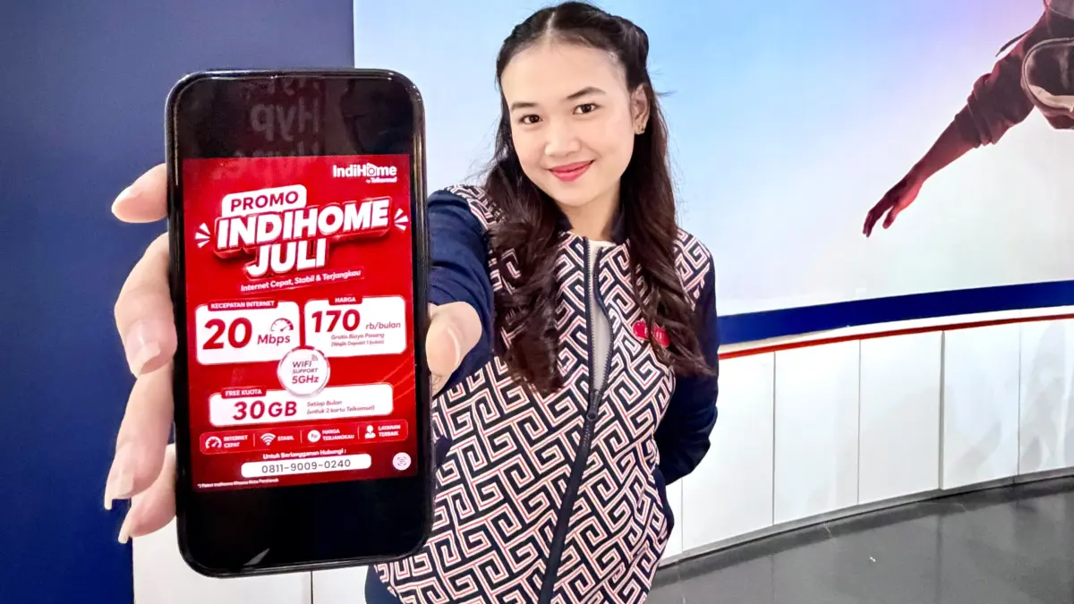 LAYANAN INTERNET: Telkomsel Pontianak memperkenalkan paket Wi-Fi IndiHome terbaru di Kota Pontianak. Dengan tarif Rp170 ribu per bulan, pelanggan memperoleh layanan internet rumah berkecepatan 20 Mbps serta bonus Kuota Keluarga 30 GB yang dapat digunakan hingga enam nomor Telkomsel.