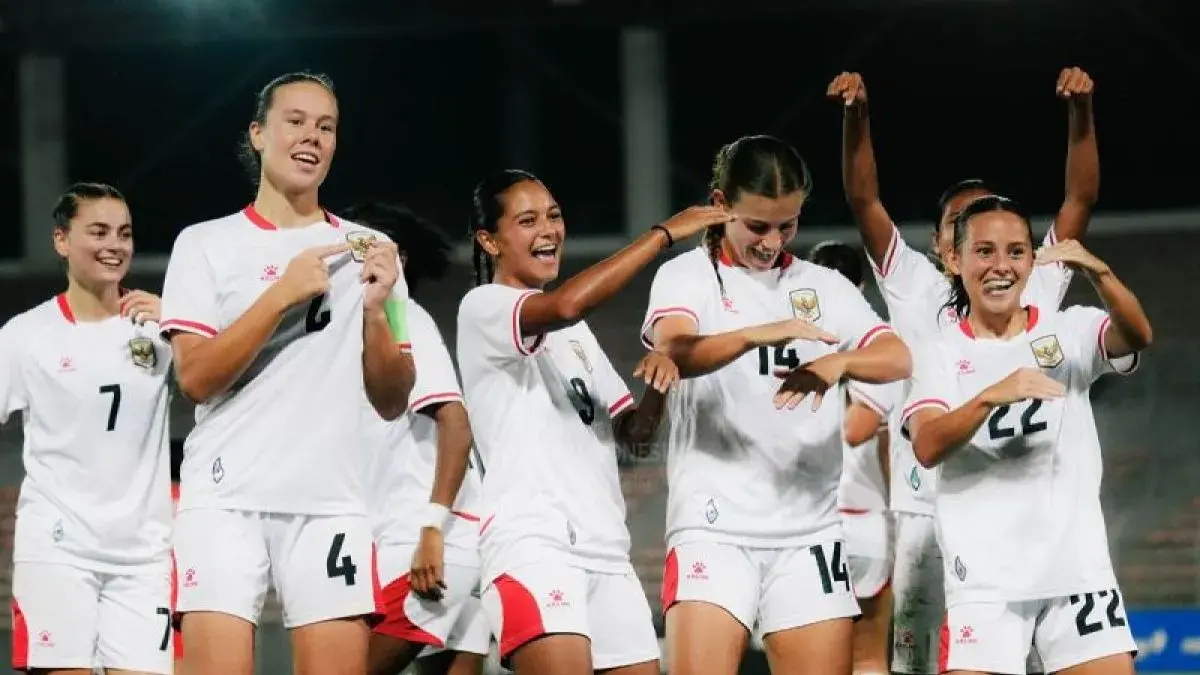 Selebrasi gol timnas putri Indonesia pada final AFF Women