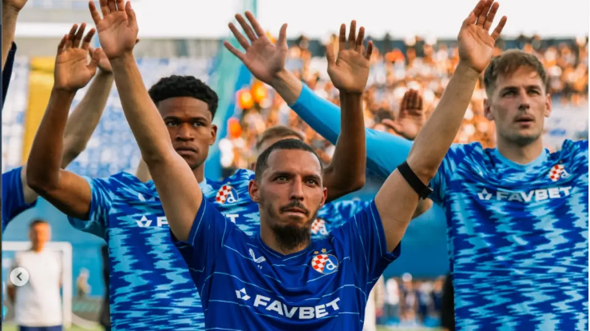 Ismael Bennacer mengakhiri kebersamaan dengan AC Milan dan bersiap memulai karier baru bersama Al Gharafa. (IG@ismaelbennacer)