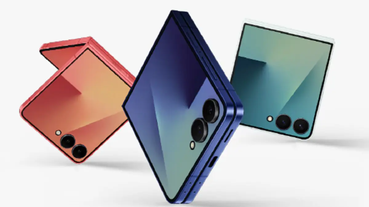 Galaxy Z Flip 7 menjadi sorotan setelah dinilai membutuhkan inovasi lebih besar pada generasi berikutnya. (Dok. Samsung)