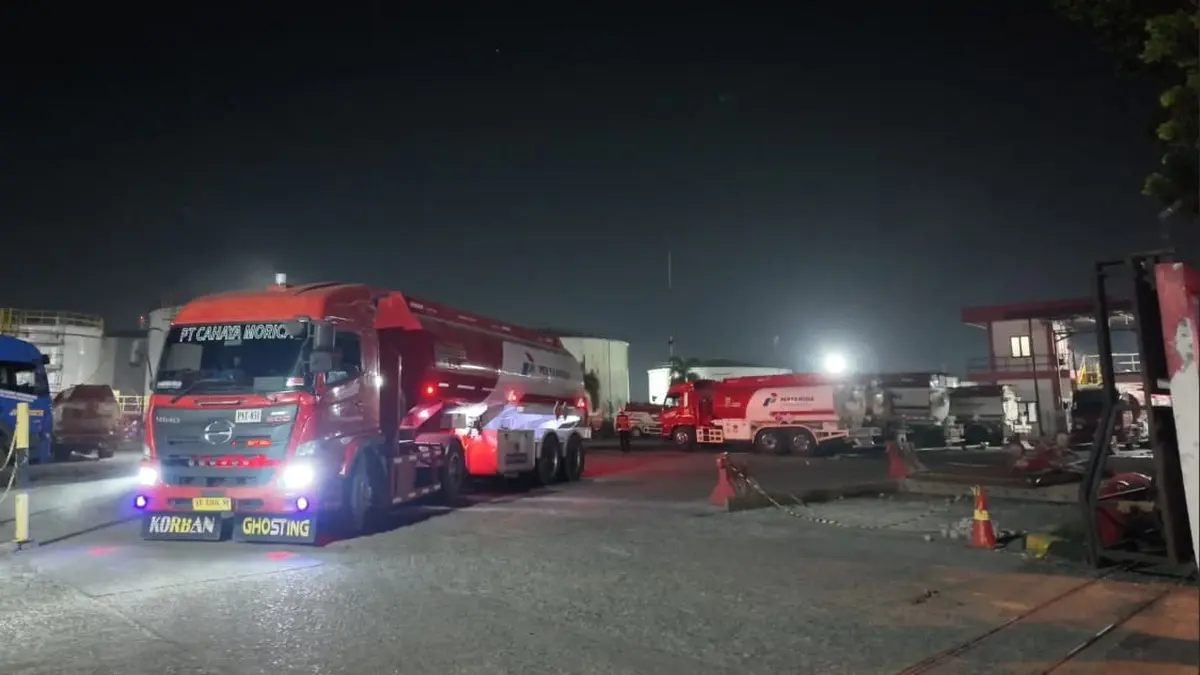 Ilustrasi PT Pertamina Patra Niaga Regional Kalimantan menambah pasokan BBM untuk mengatasi antrean. (ISTIMEWA)