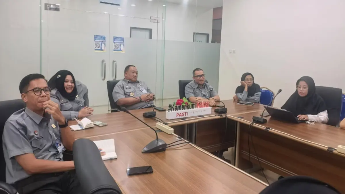 Kanwil Kemenkum Kalbar menggelar rapat kesiapan pelaksanaan program Pemagangan Nasional Angkatan II Kemenkum 2026 pada Senin (27/7). (DOK KANWIL KEMENKUM KALBAR)