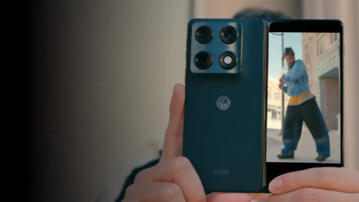 Motorola Razr Fold menawarkan desain tipis, layar lipat besar, dan baterai 6.000 mAh untuk bersaing di kelas flagship. (Dok. Motorola)