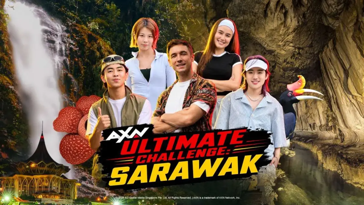 PROMOSI LEWAT HIBURAN: Poster serial AXN Ultimate Challenge: Sarawak yang menjadi bagian dari strategi screen tourism untuk mempromosikan wisata Sarawak. Melalui konsep destination marketing, program ini mengangkat budaya, alam, dan petualangan sebagai daya tarik utama guna menginspirasi penonton berkunjung langsung ke Sarawak.