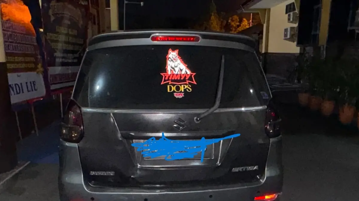 Sejumlah barang bukti hasil pengungkapan kasus pencurian peralatan BTS yang diungkap Ditreskrimum Polda Kalbar. Polisi mengamankan komponen BTS, peralatan yang digunakan pelaku, serta satu unit mobil yang diduga dipakai dalam aksi pencurian. (POLDA KALBAR FOR PONTIANAK POST)
