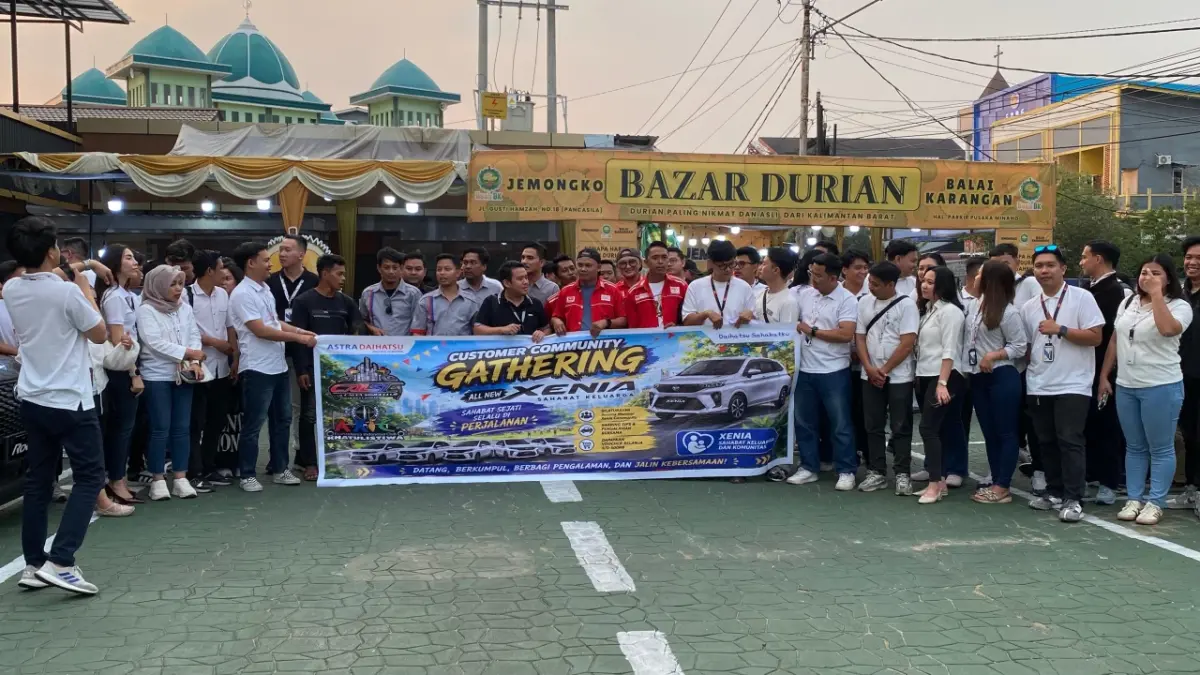 Customer Community Gathering Astraa Daihatsu Pontianak di Jalan Gusti Hamzah, Pontianak, pada Sabtu (25/7). (ISTIMEWA)