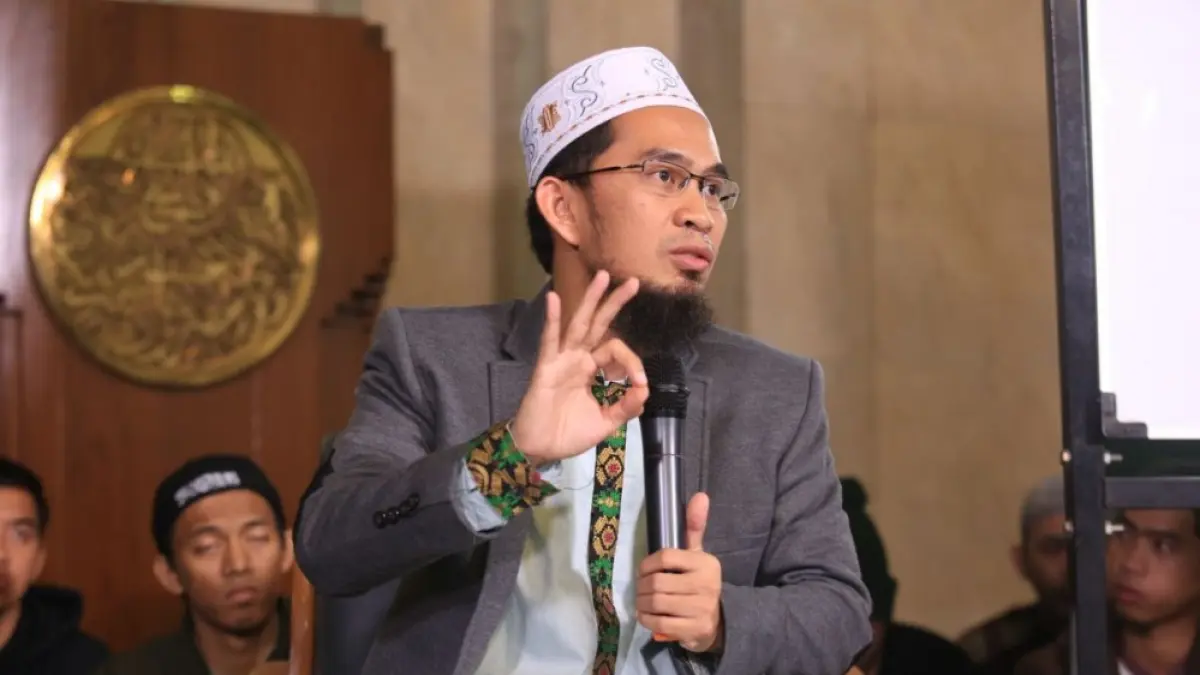 Ustaz Adi Hidayat 