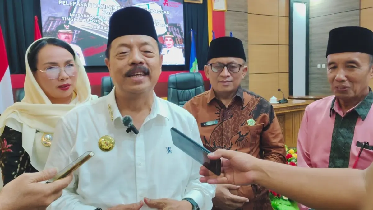Bupati Sanggau, Yohanes Ontot, menerbitkan surat edaran tentang pedoman pelaksanaan dan partisipasi menyemarakkan HUT Ke-81 Kemerdekaan Republik Indonesia Tahun 2026 di Kabupaten Sanggau. (AGUNG RAJALI SAPUTRA/PONTIANAK POST)