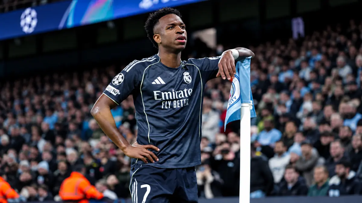 Mikel Arteta menegaskan Arsenal masih aktif di bursa transfer meski enggan menanggapi rumor kedatangan Vinicius Junior. (IG@vinijr)