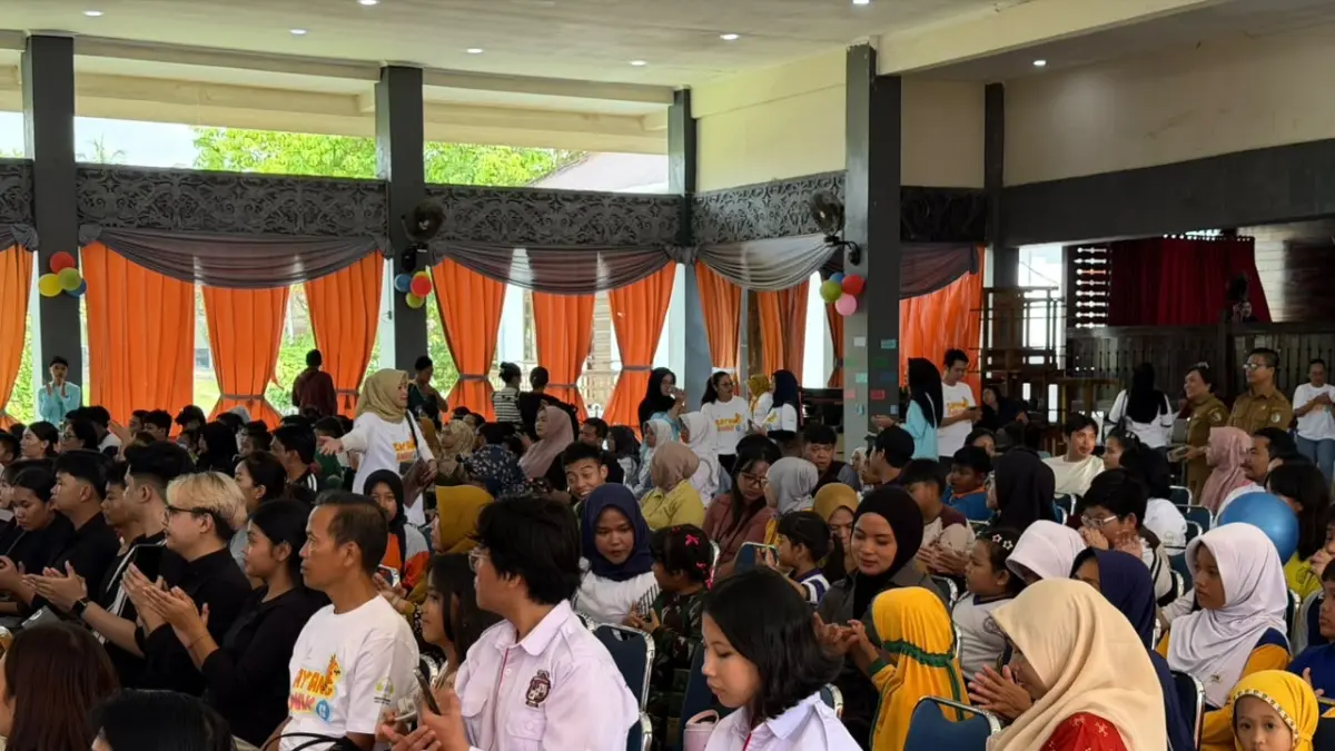 Forum Anak Sintang beri tujuh suara pada peringatan Hari Anak Nasional ke-42 Tahun 2026.(RISKA / PONTIANAK POST) 