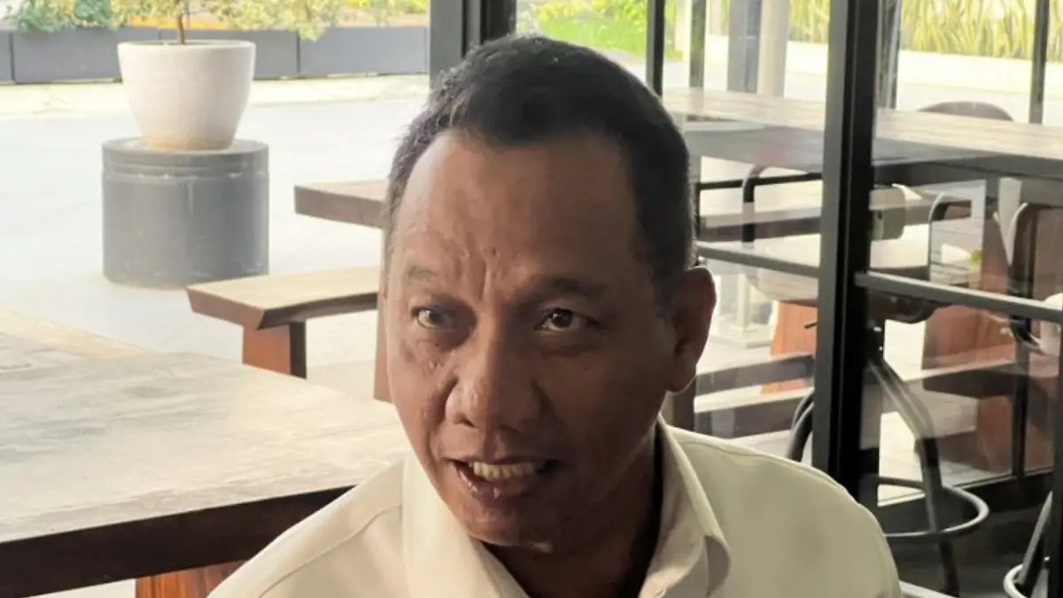 Direktur Jenderal Mineral dan Batu bara (Dirjen Minerba) Kementerian ESDM Tri Winarno memberi keterangan ketika ditemui di Kantor Kementerian ESDM di Jakarta. (ANTARA/Putu Indah Savitri)