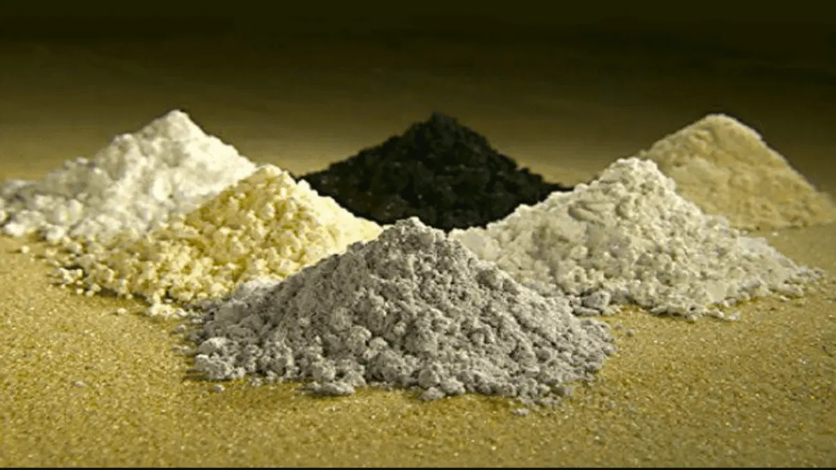 Logam Tanah Jarang merupakan salah satu mineral super langka yang sangat berharga. Tidak hanya itu, LTJ disebut-sebut lebih bernilai dari logam emas dan platina, karena dimanfaatkan dalam pengembangan berbagai teknologi. (ILMU TAMBANG)