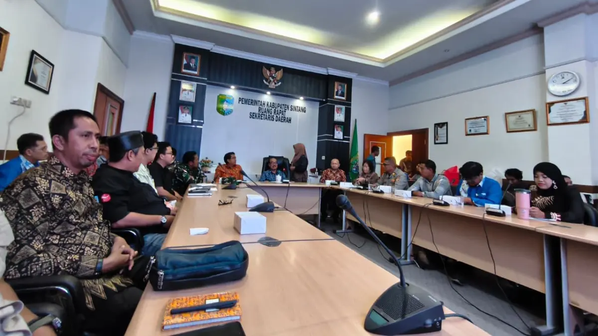Pemerintah Kabupaten Sintang bersama Sekretariat Lingkar Temu Kabupaten Lestari (LKTL) mematangkan persiapan Festival Lestari. (ISTIMEWA)