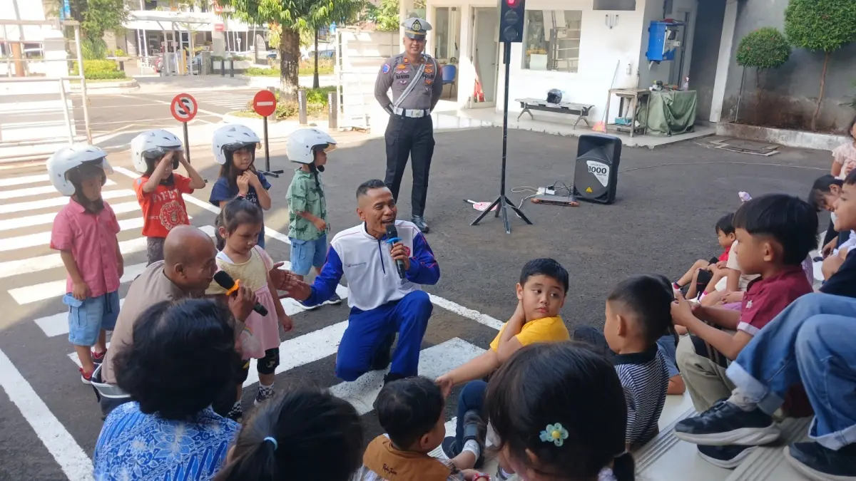 PT Astra Honda Motor (AHM) mengajak 2.173 anak berusia 5–9 tahun di berbagai daerah Indonesia untuk belajar mengenal keselamatan berlalu lintas.