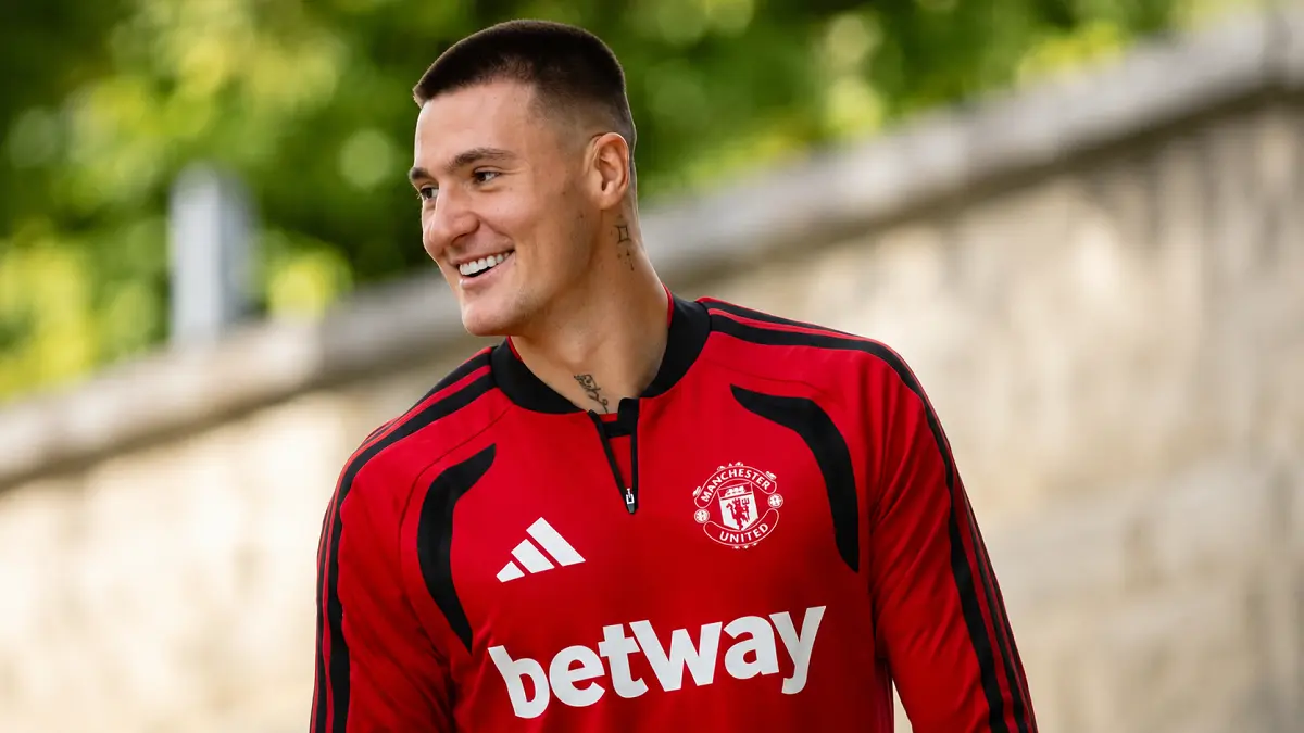 Benjamin Sesko kembali bergabung dengan skuad Manchester United. (IG@manutd)