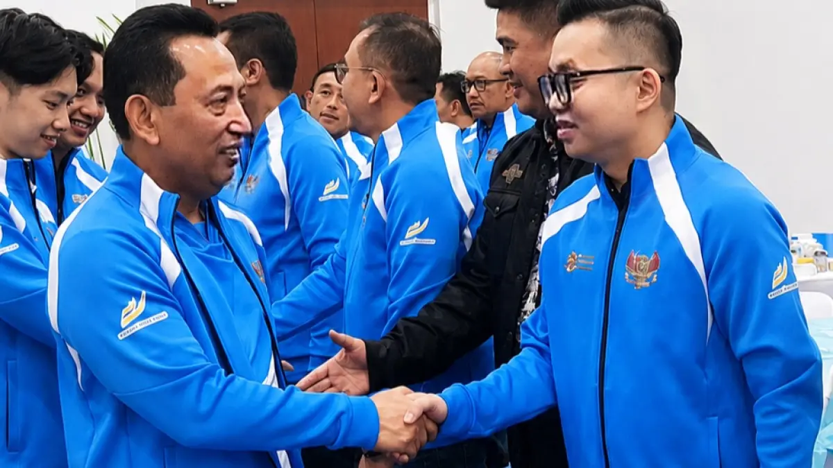 Preskom HFX Sutopo Widodo menyambut Kapolri pada acara penutupan E=Sports Kapolri Cup 2026