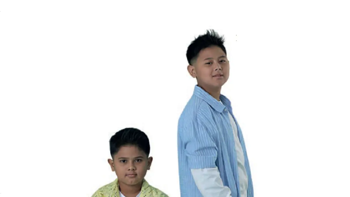 Reyhan dan Rafie menghadirkan lagu Kita Satu Indonesia ciptaan Fery Hudaya. (DOK JAWAPOS)