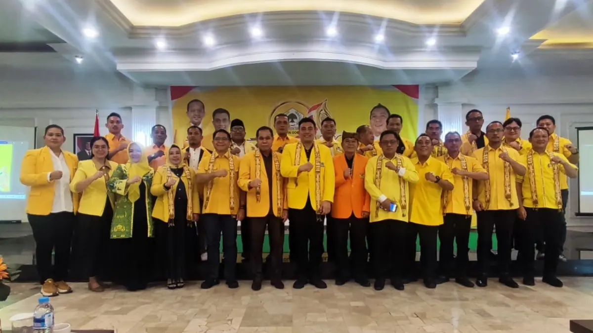 Tommy Hermansyah resmi memimpin DPD II Partai Golkar Kabupaten Kubu Raya usai agenda Musda VI Golkar Kubu Raya di Hotel Dangau. (DENY HAMDANI/PONTIANAK POST