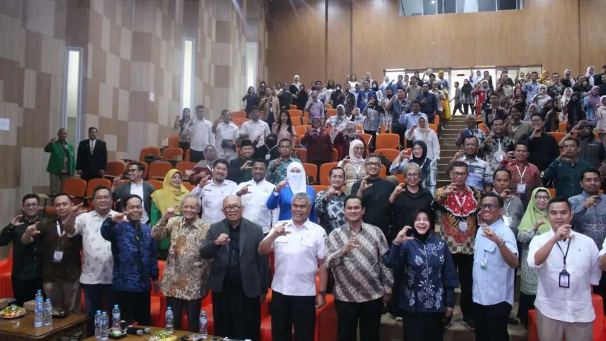 Foto bersama dalam kegiatan pembukaan TNP IV dan ICCME 2026 yang digelar di Pontianak, Rabu (12/8). (ISTIMEWA)