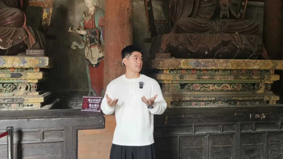 Veldesen Yaputra, mahasiswa asal Pontianak, Kalimantan Barat, yang terpilih dalam program UNESCO dan aktif memperkenalkan budaya China melalui media sosial. (Xinhua)