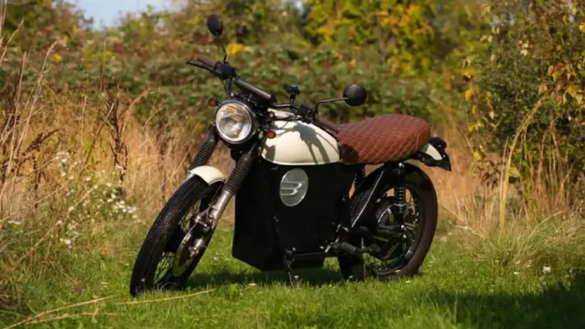 Beachman Special Vehicles Division mengubah Honda CB500 klasik menjadi motor listrik dengan tetap mempertahankan desain aslinya. (RIDEAPART)