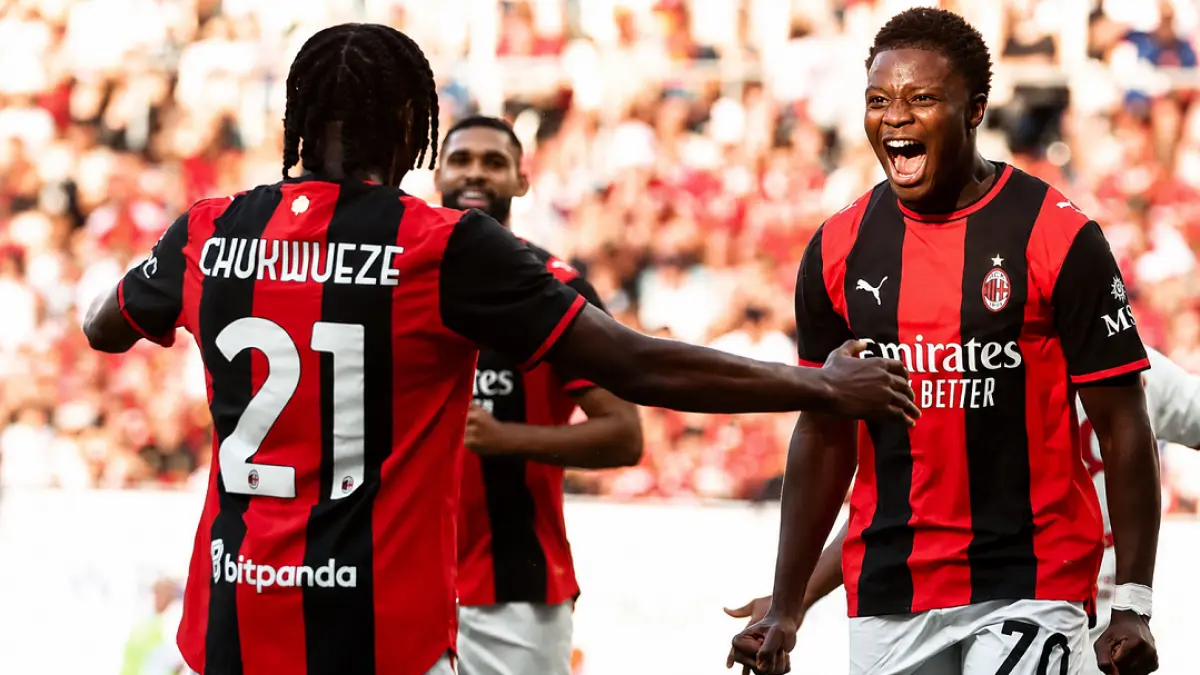 AC Milan menang 4-2 atas Manchester United pada laga pramusim di Polandia. (IG@acmilan)